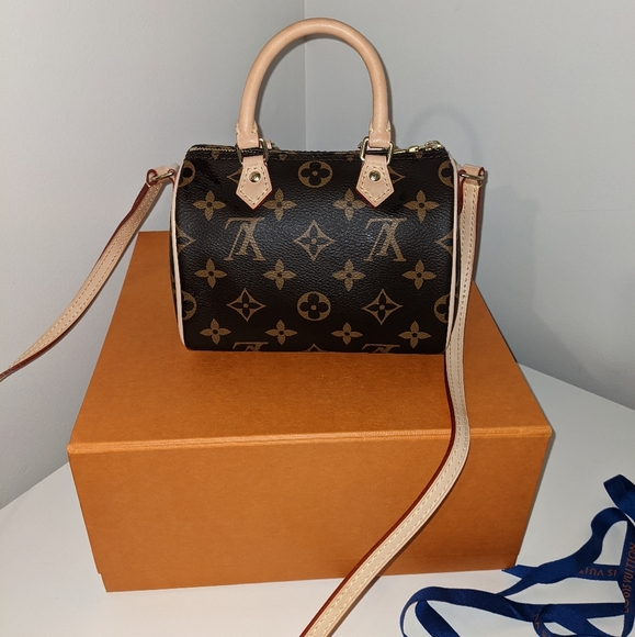 New Authentic Louis Vuitton Nano Speedy - Picture 2 of 11
